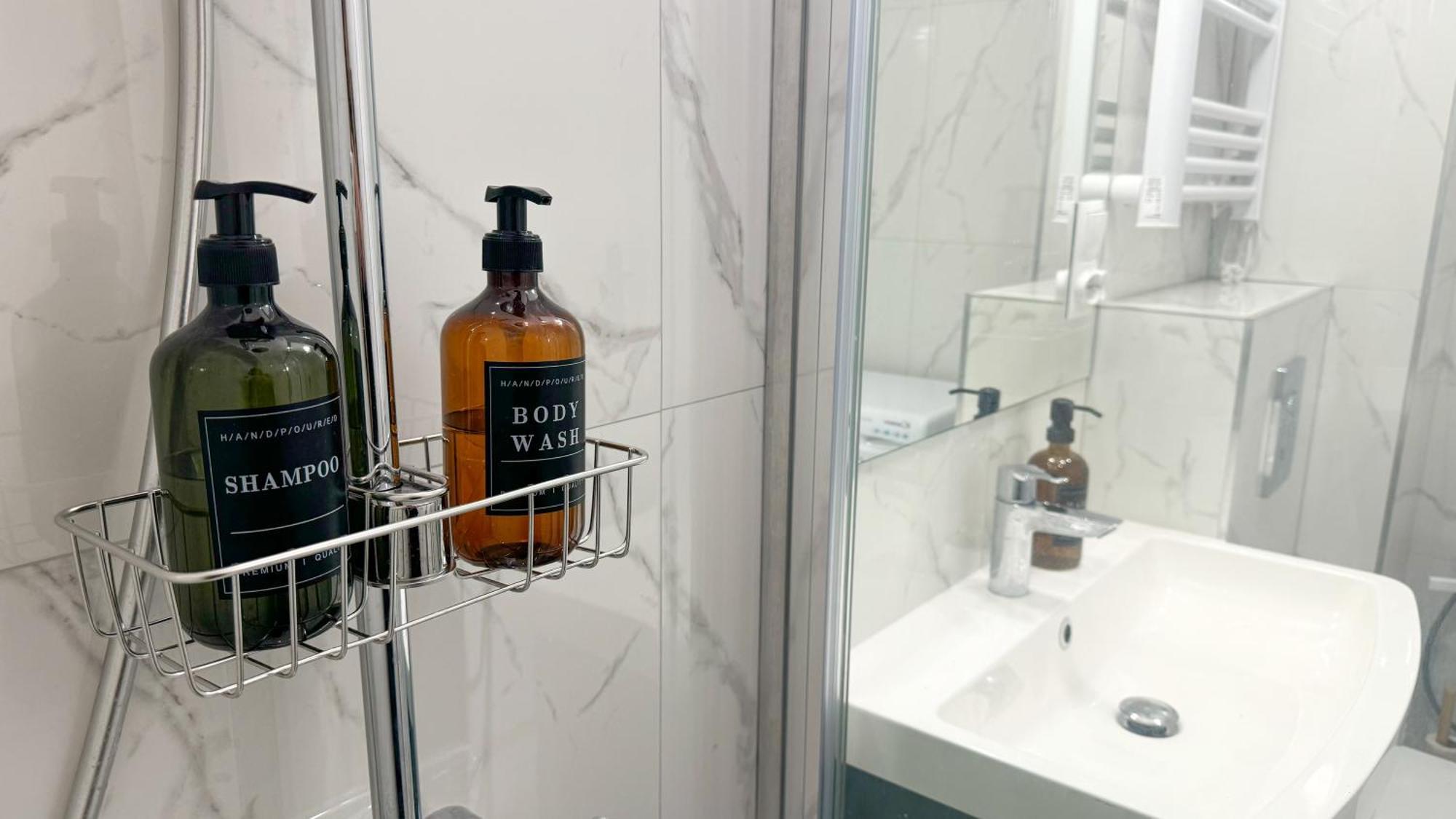 B2 - Noble - Haven - Shared Bathroom Appartement *
